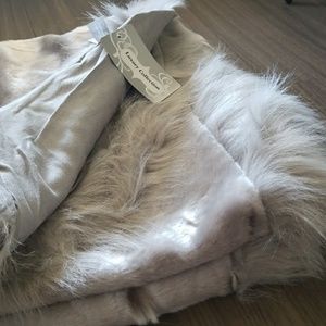 Faux Fur Runner Rag